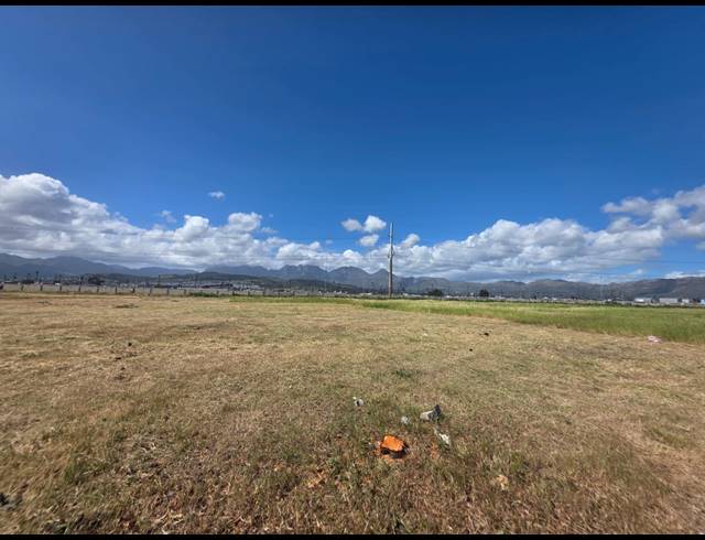 20,887M² VACANT LAND TO LET IN BROADLANDS PARK